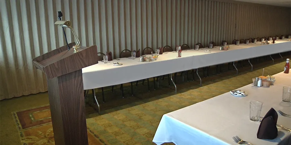 Monument Inn Meeting Room with podium